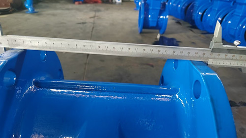 暗桿軟密封閘閥DN150長度274mm